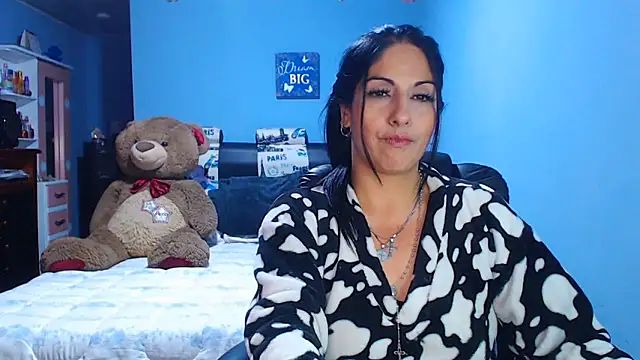 Snapshot of sahtlove1 chatting on 05-28-26, 03:36 sahtlove1 online show from 05-28-26, 03:36