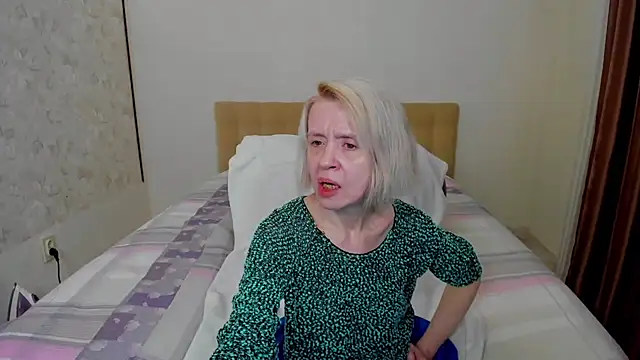 Snapshot of aminalive chatting on 09-14-25, 04:07 aminalive online show from 09-14-25, 04:07