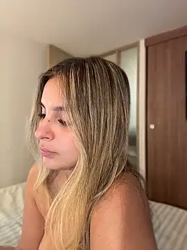 oriana zoeee online show from 06-30-26, 01:05
