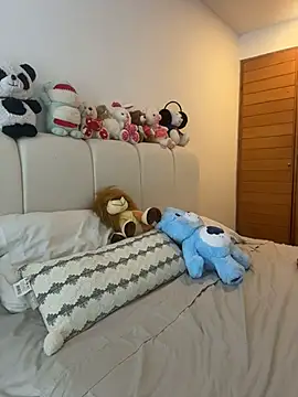 oriana zoeee online show from 02-25-26, 11:37