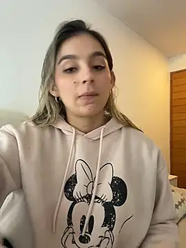 oriana zoeee online show from 03-03-26, 10:28