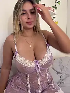 oriana zoeee online show from 12-17-25, 11:10