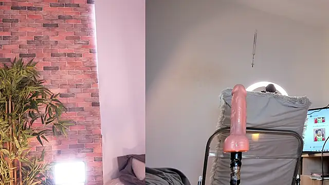 Lucy fit online show from 02-26-25, 03:54