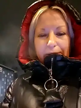 Snapshot of Arina_smiles chatting on 01-31-25, 07:18 Arina smiles online show from 01-31-25, 07:18
