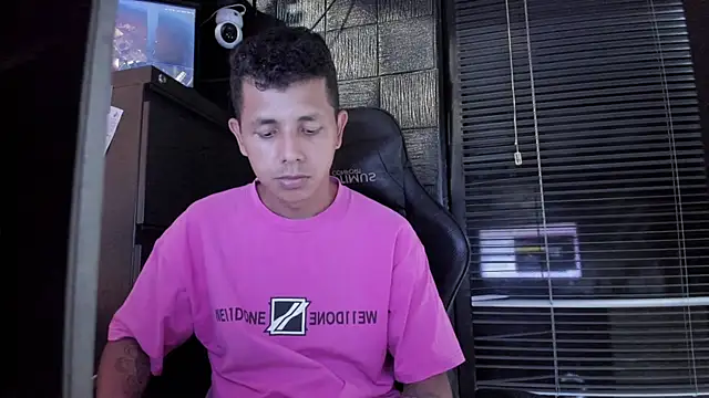 boy bigcock24cm online show from 07-28-26, 10:20