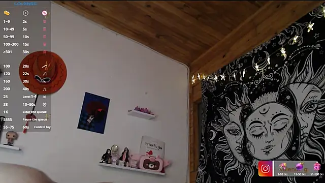 Snapshot of valenor_ chatting on 03-16-25, 06:20 valenor online show from 03-16-25, 06:20