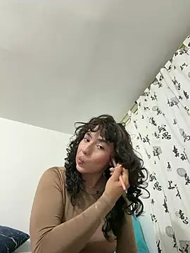 Snapshot of valenor_ chatting on 05-29-26, 04:07 valenor online show from 05-29-26, 04:07
