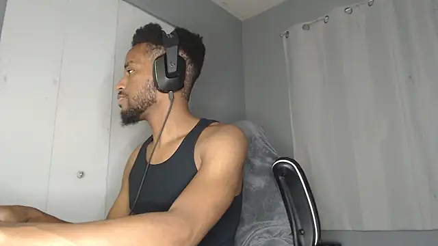 ChrisVacher online show from 12-22-24, 02:27