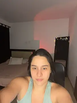 Mavie roses online show from 12-04-25, 12:42