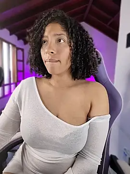 DannaBerry online show from 04-03-26, 01:28