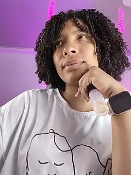 DannaBerry online show from 11-24-25, 03:12