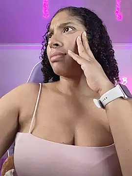 DannaBerry online show from 11-19-25, 03:56