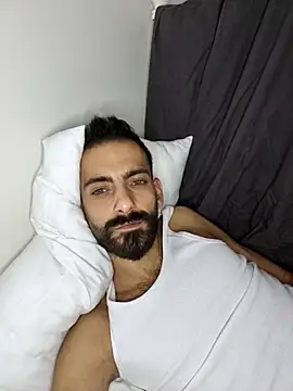 Snapshot of Drkats chatting on 11-28-25, 06:02 Drkats online show from 11-28-25, 06:02