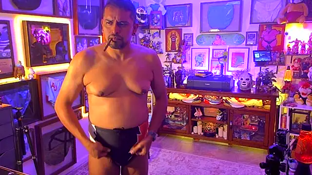 Briefs bud online show from 11-26-25, 02:44