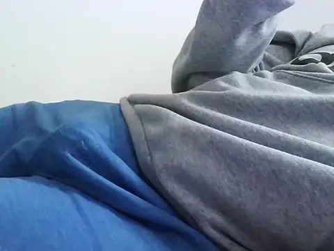 ScalicHat69 online show from 11-26-25, 08:03