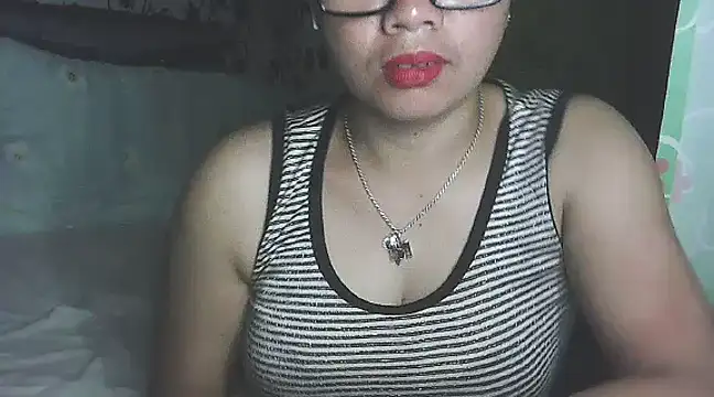 Snapshot of lovely_samxxx24 chatting on 02-27-25, 10:53 lovely samxxx24 online show from 02-27-25, 10:53
