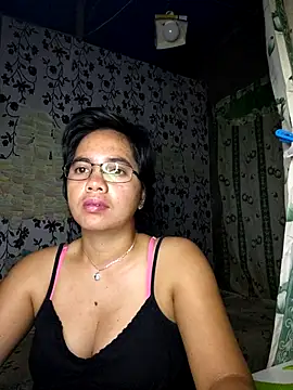 Snapshot of lovely_samxxx24 chatting on 10-12-25, 07:37 lovely samxxx24 online show from 10-12-25, 07:37