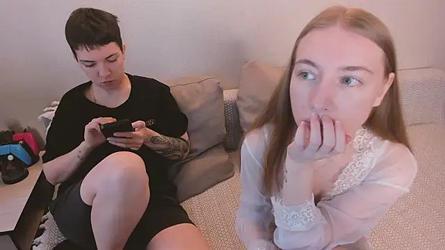 secret dreams   online show from 02-26-26, 08:58