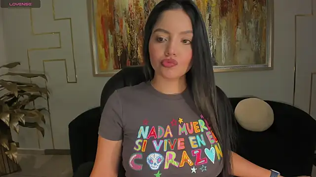 Snapshot of NinaMichelle chatting on 02-16-26, 06:50 NinaMichelle online show from 02-16-26, 06:50