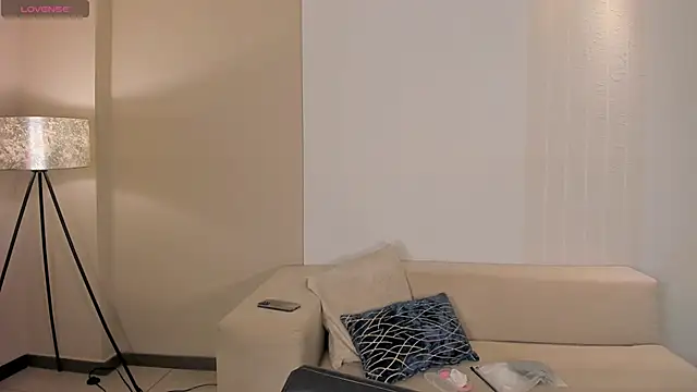 NinaMichelle online show from 03-25-26, 06:18