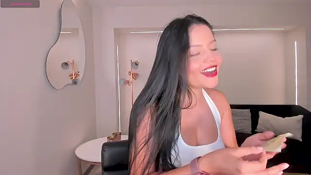 NinaMichelle online show from 03-18-26, 06:20