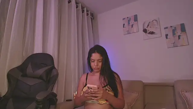 NinaMichelle online show from 03-11-25, 04:19