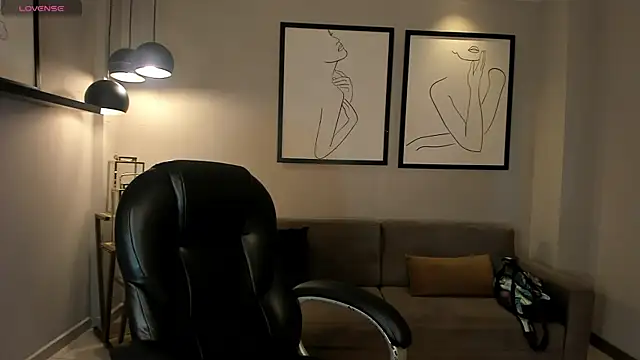 NinaMichelle online show from 07-22-26, 05:59