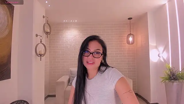 MollyJones  online show from 07-11-26, 12:16