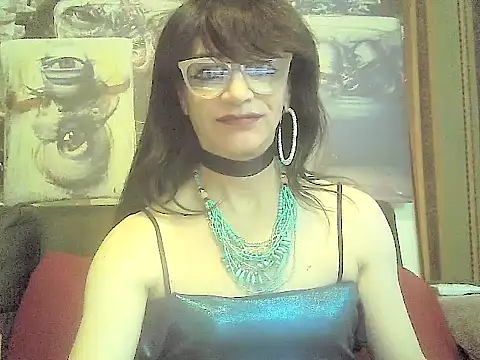 Snapshot of TheBlackWtch chatting on 06-18-26, 12:32 TheBlackWtch online show from 06-18-26, 12:32
