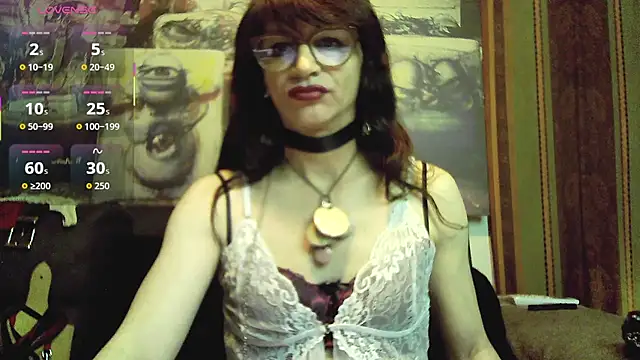 Snapshot of TheBlackWtch chatting on 02-11-26, 01:27 TheBlackWtch online show from 02-11-26, 01:27