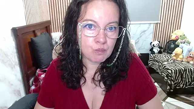 Snapshot of Sonialorens_ chatting on 04-24-26, 03:03 Sonialorens online show from 04-24-26, 03:03