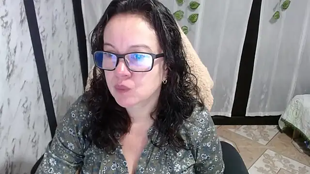 Snapshot of Sonialorens_ chatting on 03-14-25, 12:29 Sonialorens  online show from 03-14-25, 12:29