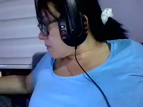 Snapshot of Sonialorens_ chatting on 02-16-25, 01:36 Sonialorens  online show from 02-16-25, 01:36