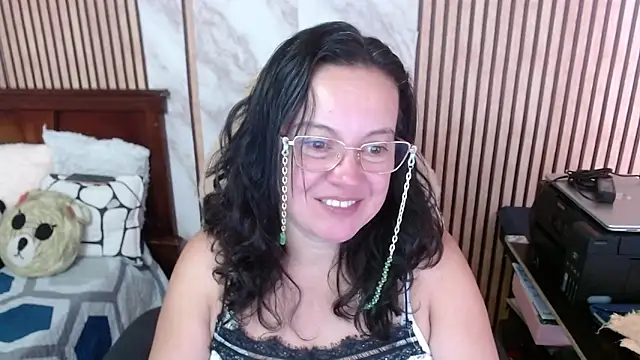 Sonialorens  online show from 02-17-26, 08:06