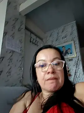 Sonialorens  online show from 06-28-26, 10:49