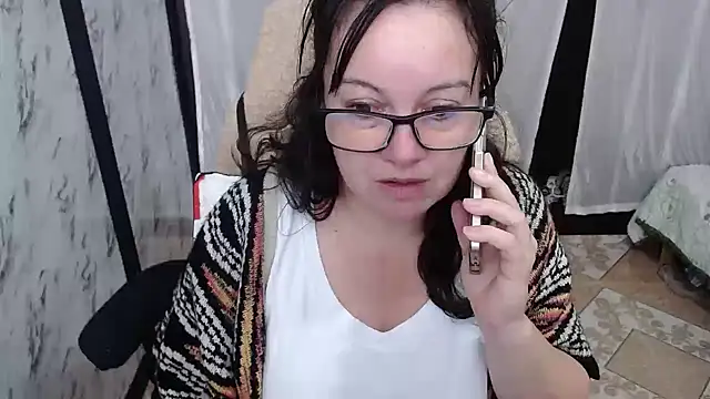 Snapshot of Sonialorens_ chatting on 03-08-25, 05:22 Sonialorens  online show from 03-08-25, 05:22