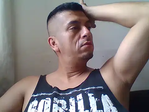 Snapshot of starplss chatting on 05-16-26, 06:29 starplss online show from 05-16-26, 06:29