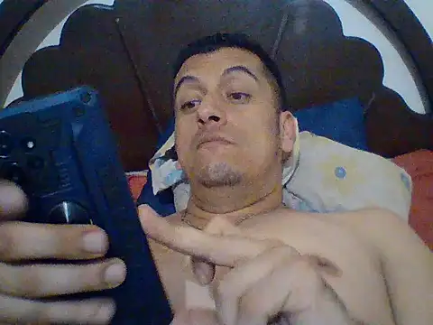 Snapshot of starplss chatting on 04-28-26, 11:20 starplss online show from 04-28-26, 11:20