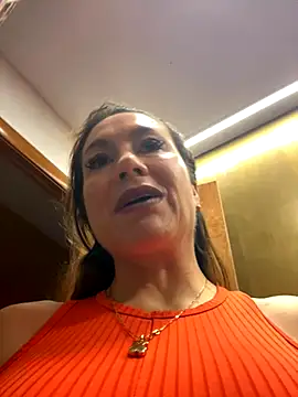 Snapshot of angelitasexy81 chatting on 10-30-25, 12:14 angelitasexy81 online show from 10-30-25, 12:14