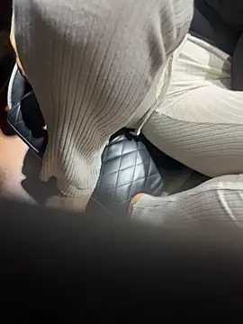 Snapshot of angelitasexy81 chatting on 02-26-25, 06:15 angelitasexy81 online show from 02-26-25, 06:15