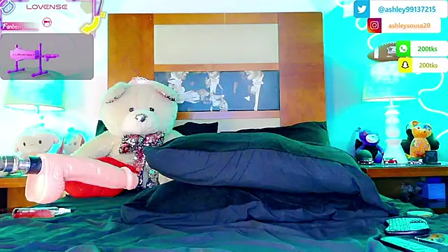 ashley 19xx online show from 11-21-25, 12:31