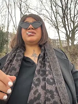 Snapshot of IamSashaLuv chatting on 11-30-25, 08:26 IamSashaLuv online show from 11-30-25, 08:26