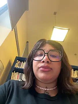 Snapshot of IamSashaLuv chatting on 10-30-25, 09:29 IamSashaLuv online show from 10-30-25, 09:29