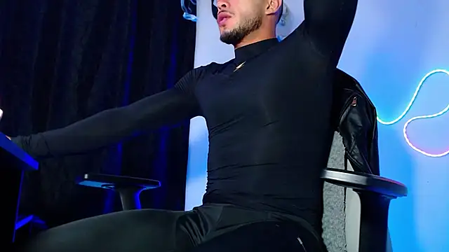 Snapshot of sebastian_horny chatting on 02-05-26, 06:31 sebastian horny online show from 02-05-26, 06:31