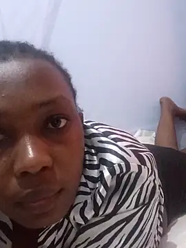 Snapshot of queennisha2 chatting on 02-21-26, 01:35 queennisha2 online show from 02-21-26, 01:35