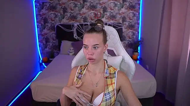 Sexy Ira online show from 10-24-25, 06:23