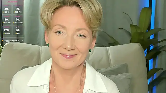 Snapshot of AkexandraFix chatting on 05-05-26, 01:47 AkexandraFix online show from 05-05-26, 01:47