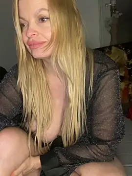 Lisavontease online show from 06-07-26, 09:42