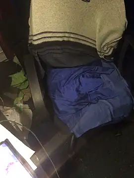 KimCreedy online show from 12-21-25, 05:03