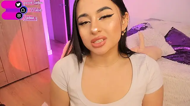 Snapshot of Queen_liana chatting on 01-24-25, 08:02 Queen liana online show from 01-24-25, 08:02